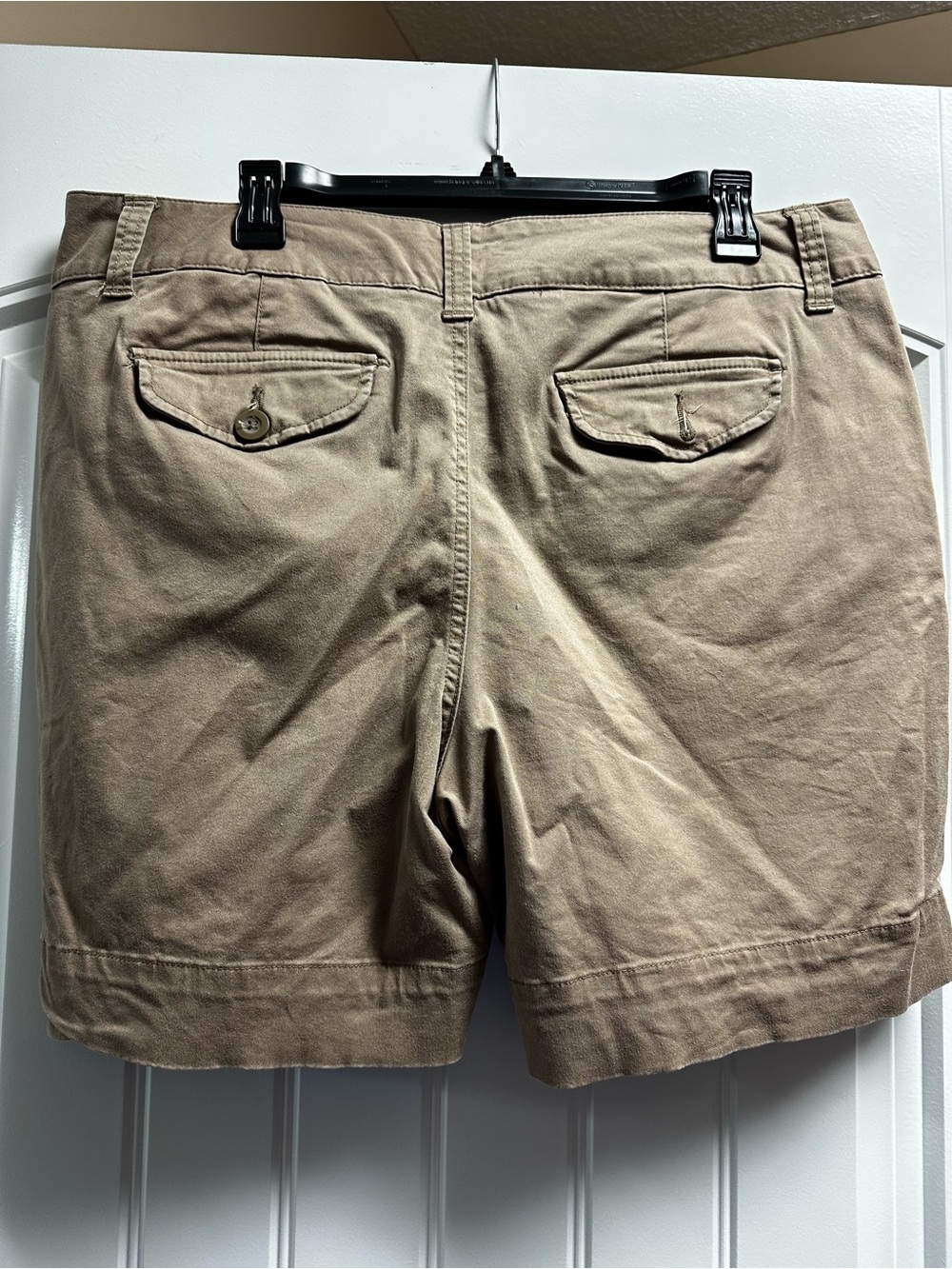 St. John's Bay Tan Women's Bermuda Shorts size 16 - Picture 2 of 2